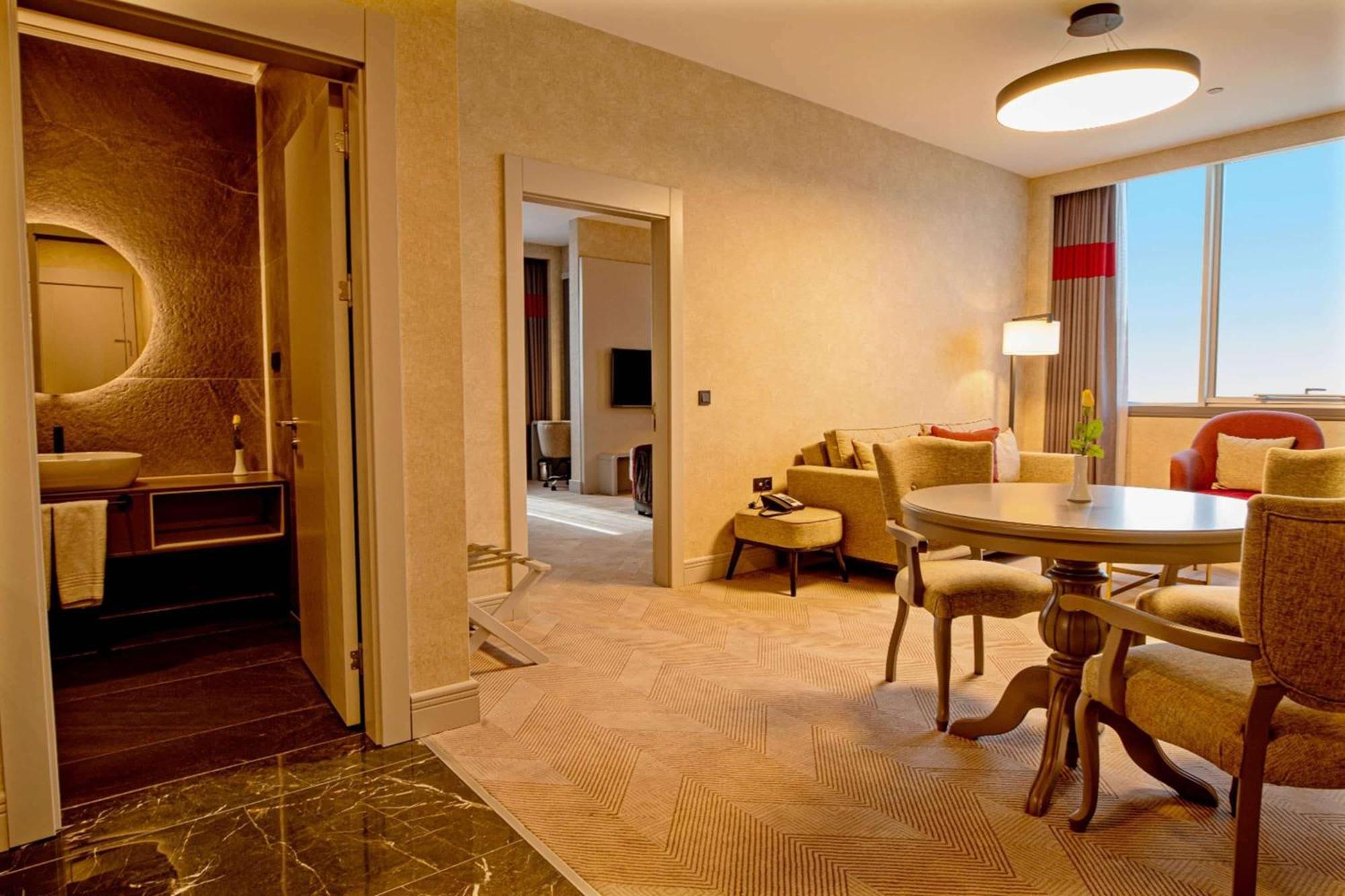 Ramada By Wyndham Diyarbakir Hotel Luaran gambar